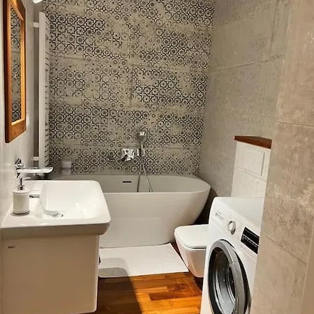Apartament Z Tarasem Przy Targach Poznanskich Διαμέρισμα Πόζναν