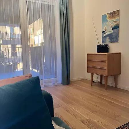 Apartament Z Tarasem Przy Targach Poznanskich بوزنان