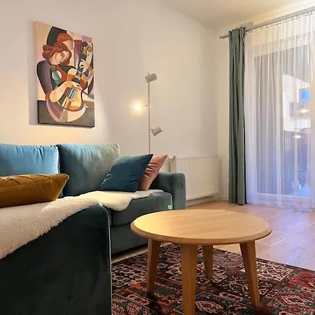 شقة Apartament Z Tarasem Przy Targach Poznanskich *