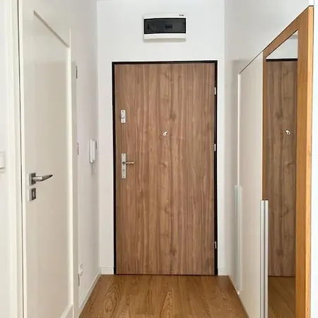 Apartament Z Tarasem Przy Targach Poznanskich شقة